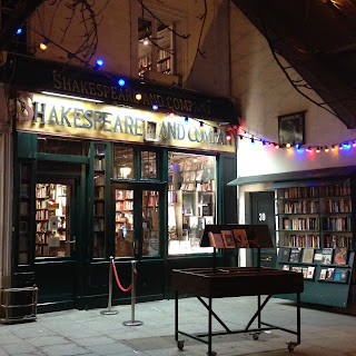 shakespeare and company librairie anglaise paris shakespeare and company english bookstore paris