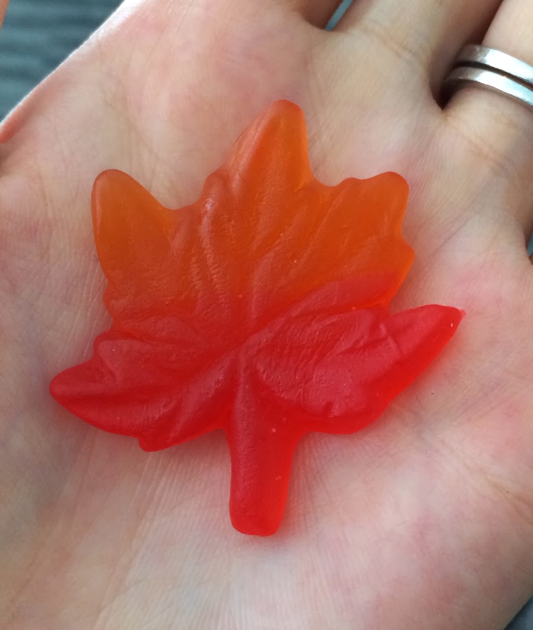 Maple Leaf Gummies / メープルリーフ グミ I'm Made of Sugar! Chihiro's food blog