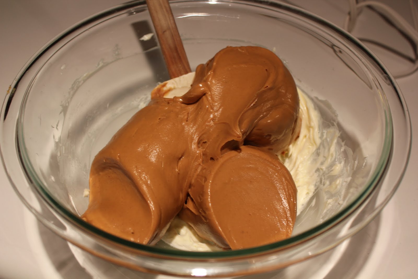 Near to Nothing Cake Series Peanut Butter Filling