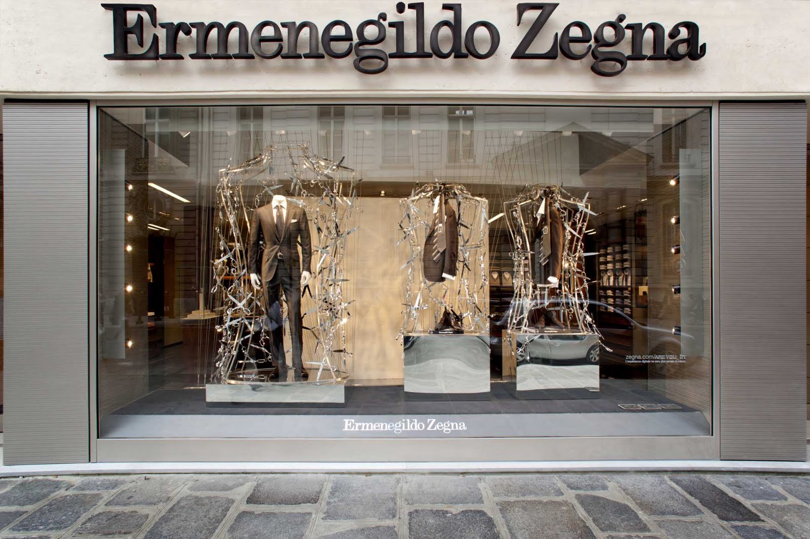 ERMENEGILDO ZEGNA, flagship store París Suits & Shirts