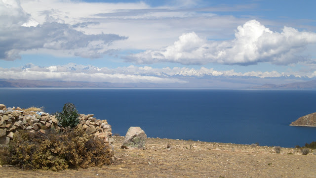 Foto 4: Lago Titicaca 4 Vista del lago