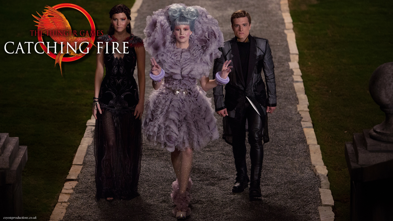 under the small umbrella: The Hunger Games - Catching Fire wallpaper