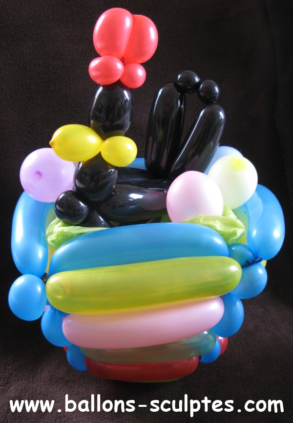 Ballon Lapin sur sa Carotte - Ballons de Pâques 
