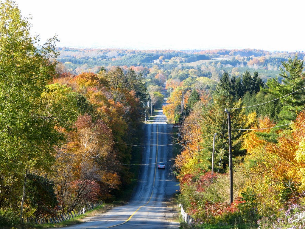 BuzzCanada Top 10 Small Cities In Canada