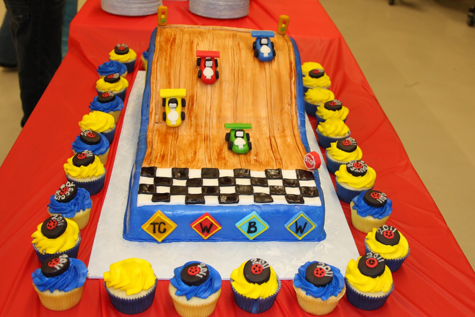 Ipsy Bipsy Bake Shop Pine Wood Derby Cake