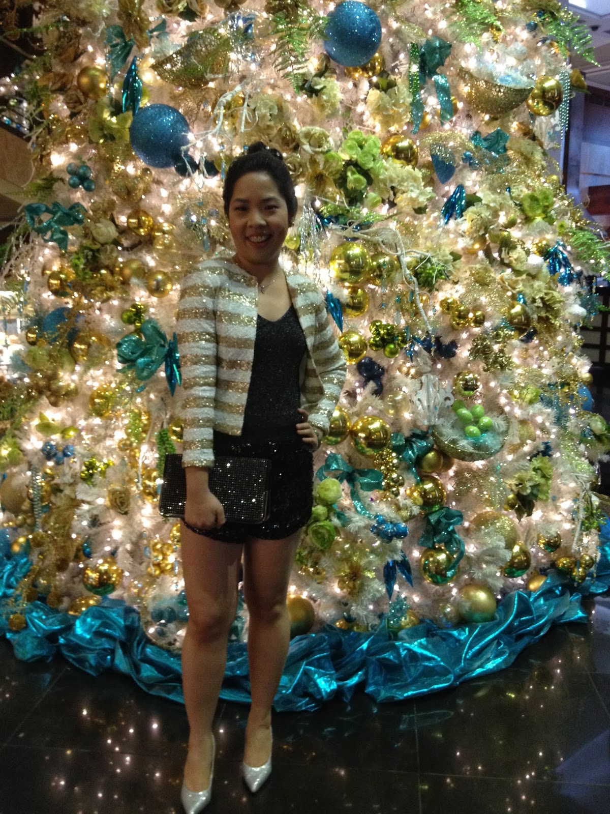 Stylestat Christmas Outfit / Attire Glitz and Glam