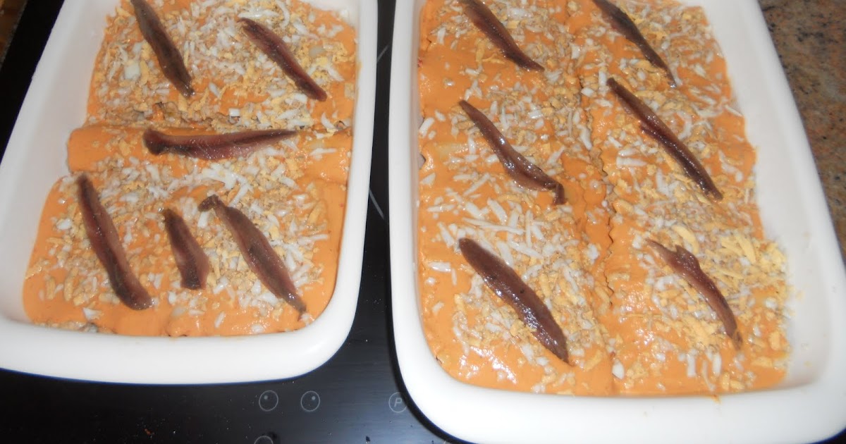 I quina oloreta... Canelons freds de tonyina amb salsa d' escalivada