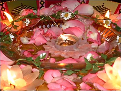 Diwali Flowers Decorations, Using Flowers During Diwali, Diwali Decorations Using Flowers