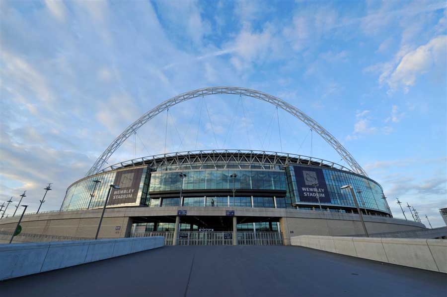 FULL WALLPAPER: 10. Wembley Stadium (90,000)