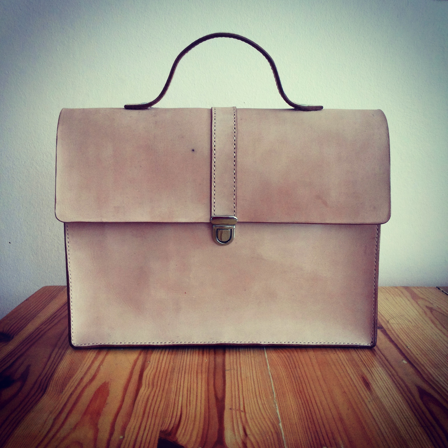 Bangkok Leather Beginners Leather Bag