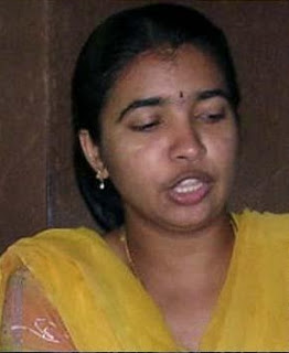 KAAMADHEVATHA: INDIAN FAMOUS SEXY AUNTY
