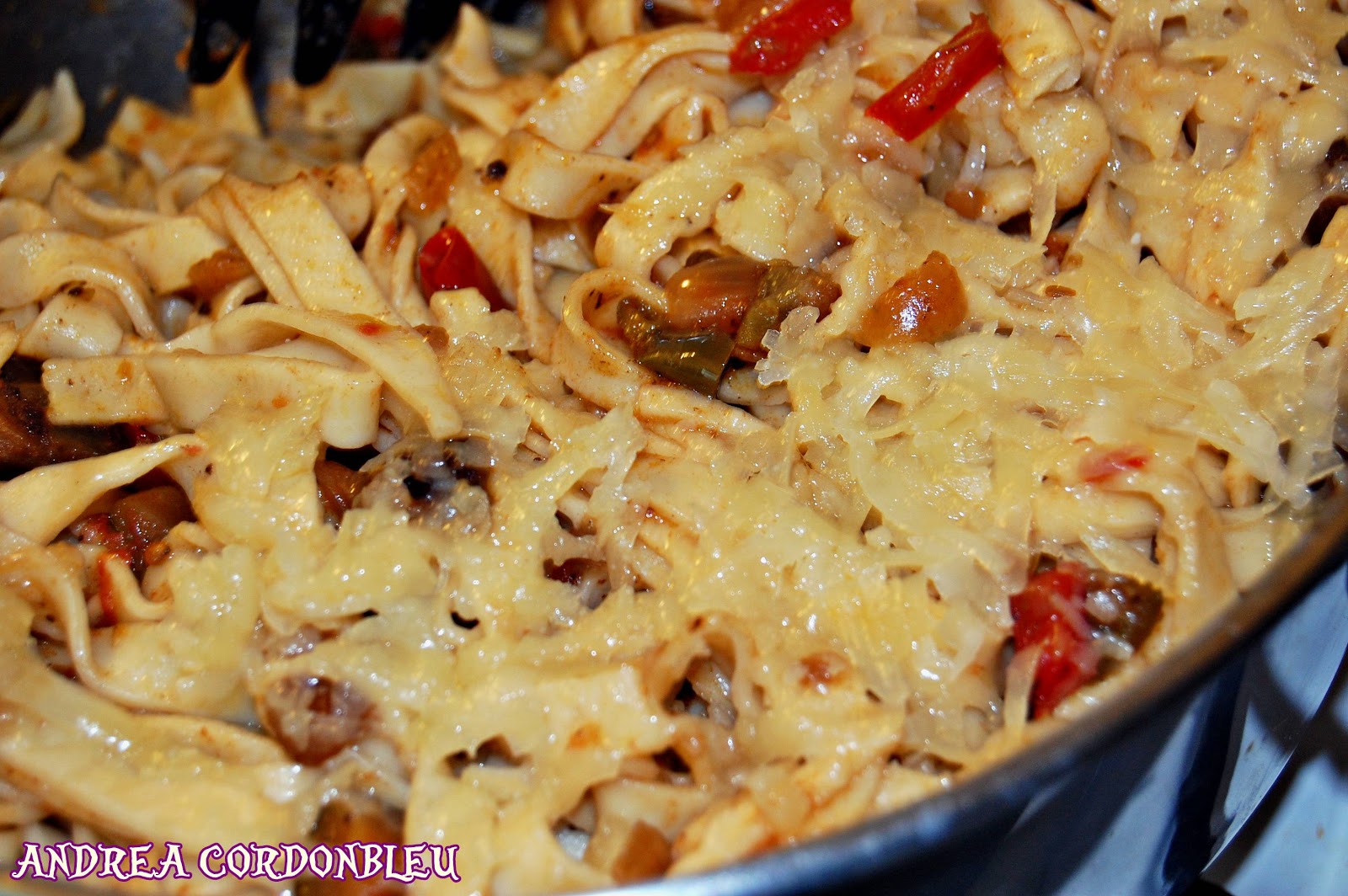 CORDONBLEU TALLARINES DE PASTA FRESCA CON PISTO DE MI YAYA