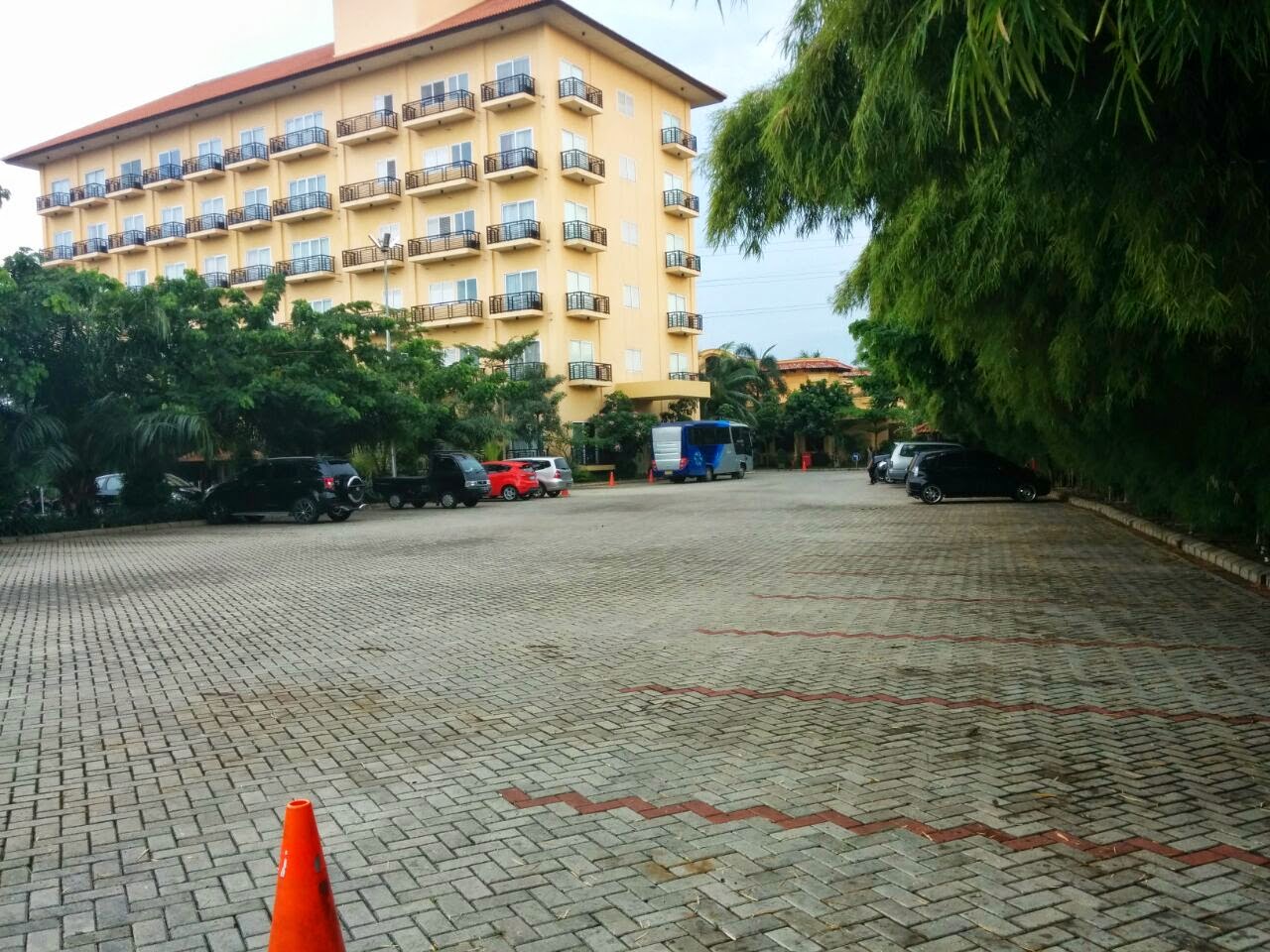 Story About US ^_^ Venue Narita Hotel Cipondoh Tangerang