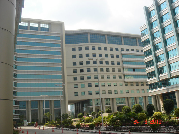 DLF IT SEZ, Chennai, Manapakkam photos Photobundle