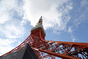 ですが、東京タワー展望台、三脚立てて長時間居れるんでしょうか…