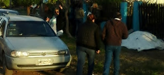 En una nueva recorrida por el Barrio Mataderos, el precandidato a intendente por el Frente Popular Carlos Mariano Díaz escuchó la preocupación de los vecinos de un sector del Barrio Mataderos perjudicados por la producción industrial afectaría al ambiente por parte de una reconocida empresa del lugar Frente Popular