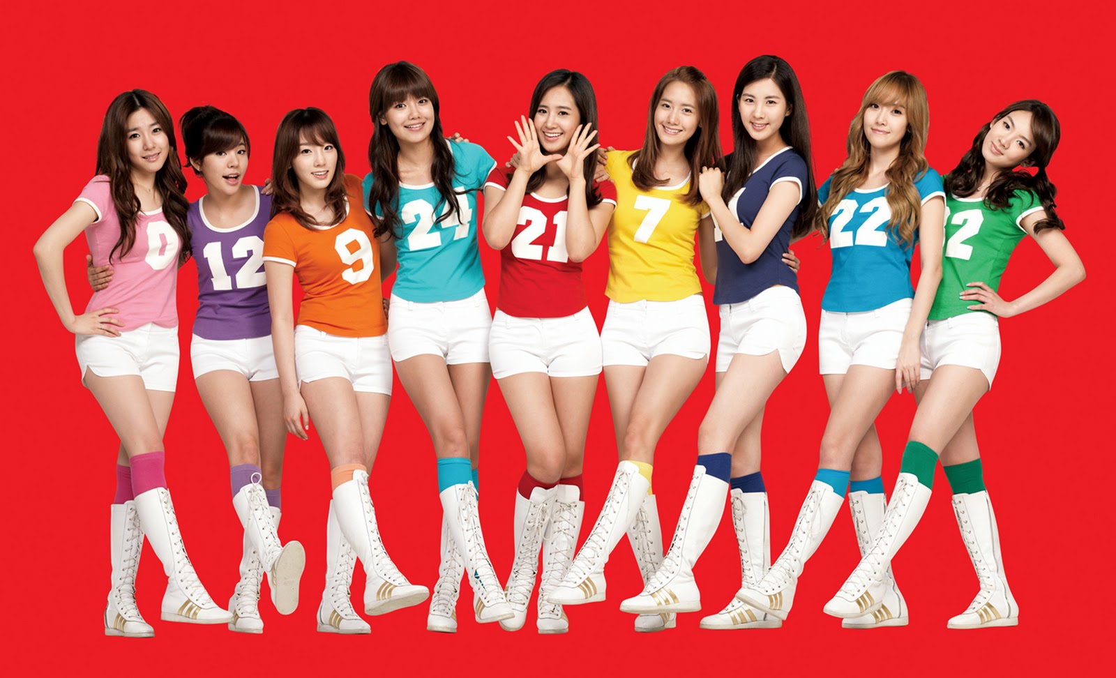 http://4.bp.blogspot.com/-OTJjUO2Yhjo/UAoISkXYa-I/AAAAAAAAEEg/i-iTk4wyxx4/s1600/SNSD+wear+Colorfull+Uniform.jpeg