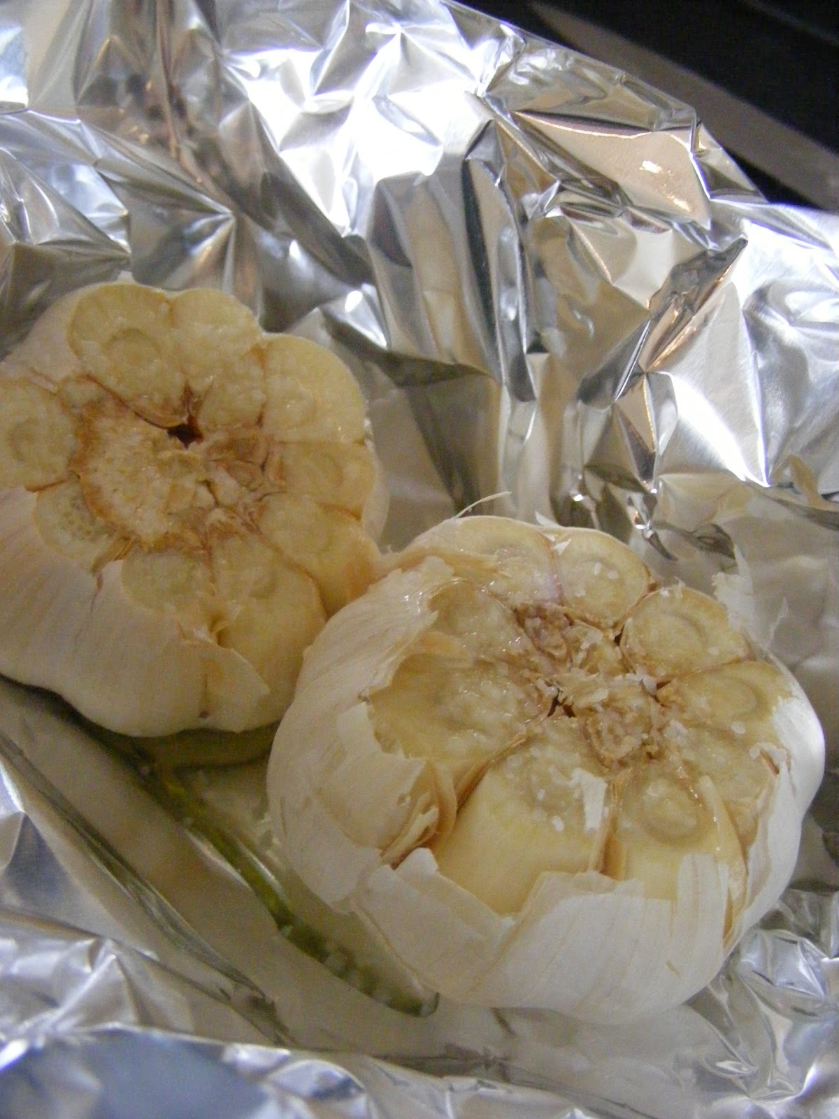 How To Roast Garlic (and Make Garlic Butter!) The Complete Guide to