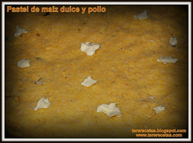 
pastel De Maíz Dulce Con Pollo.

