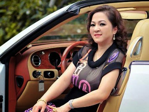 Kiện chồng cũ vu khống, đe dọa bôi nhọ danh dự