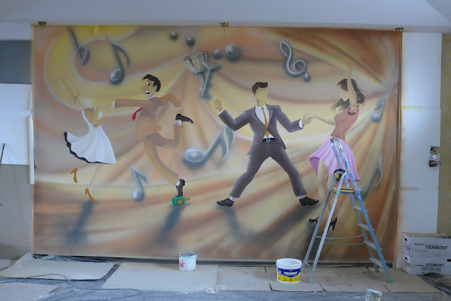 Wystrój sali weselnej Artystyczne malowanie grafiki w sali weselnej, mural ścienny