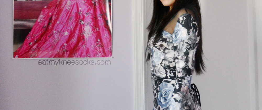 {Fashion Review} Romwe - Lace-Up Rose Print Dress - Modeled Side view of the blue-and-purple floral rose-print dress from Romwe.