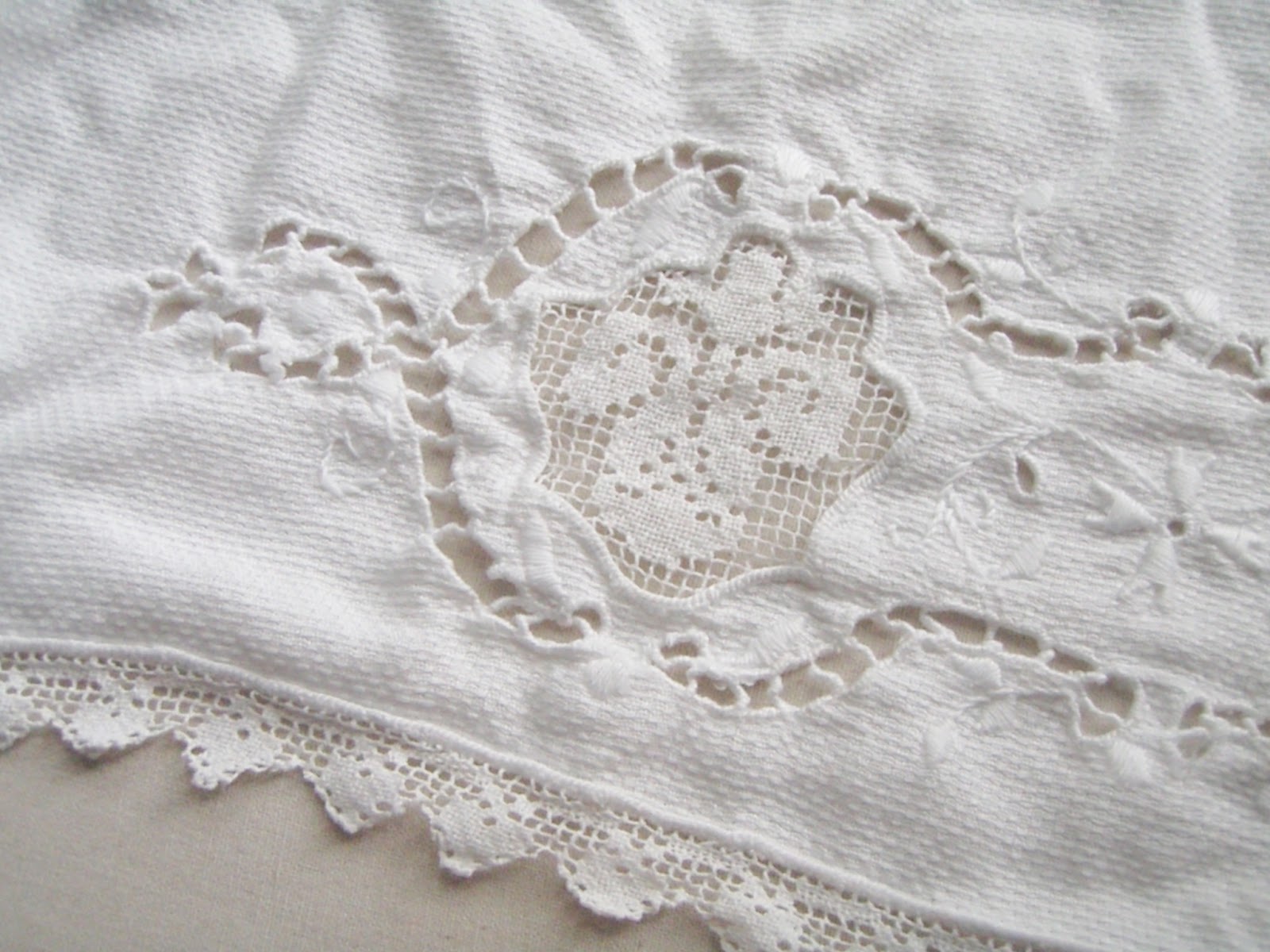 Cabin & Cottage Ironing Linen Befores and Afters