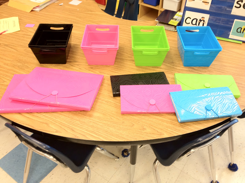 Little Miss Glamour Goes To Kindergarten Target dollar bin for organizing!