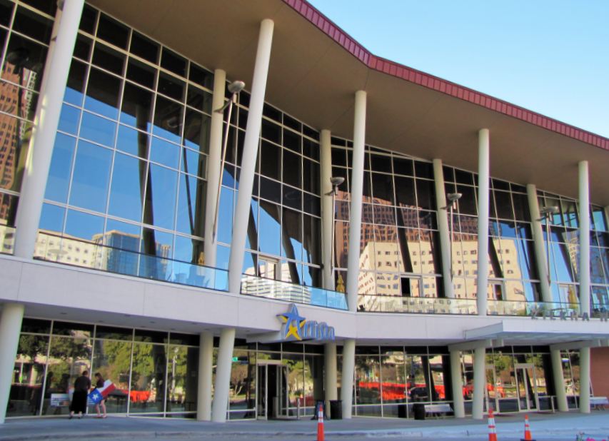 Houston in Pics Artista Restaurant at Hobby Center for the Performing