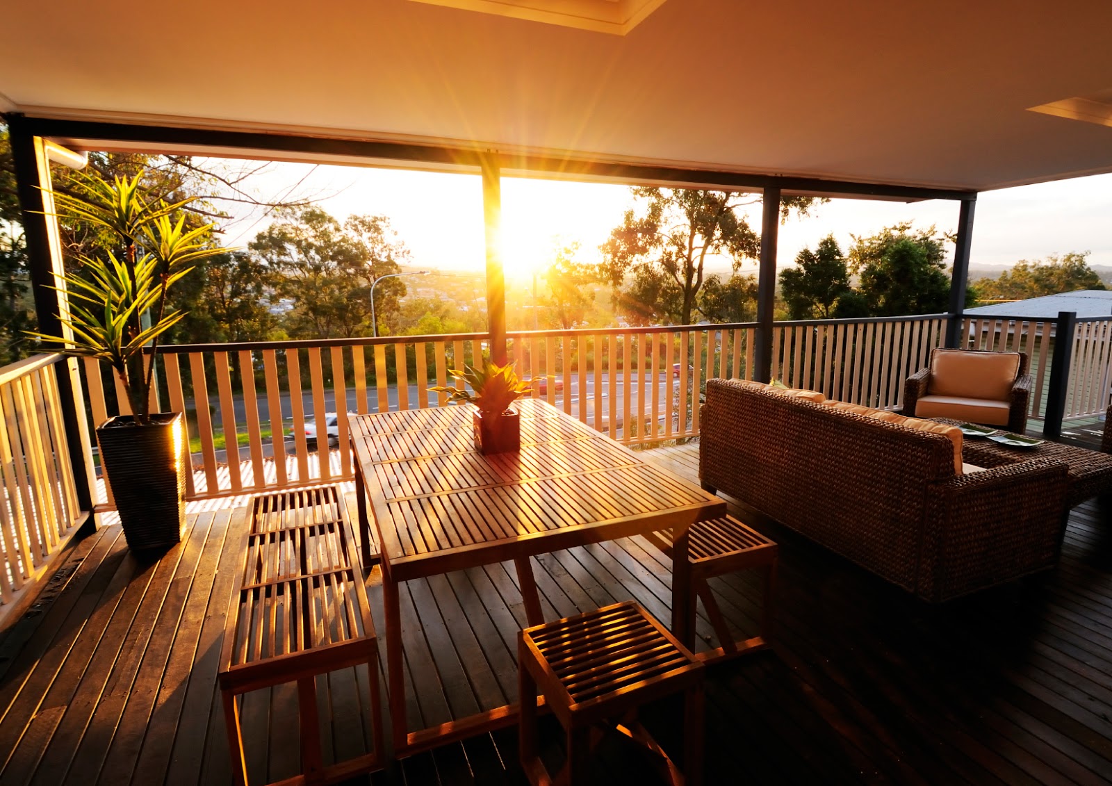 Phil S Main Roofing How To Decorate A Small Upstairs Deck Outdoor Furniture Is Often Too Bulky For A Small Upstairs Deck But Choosing Narrow Slat Backed Chairs The Perfect Alternative Option Why