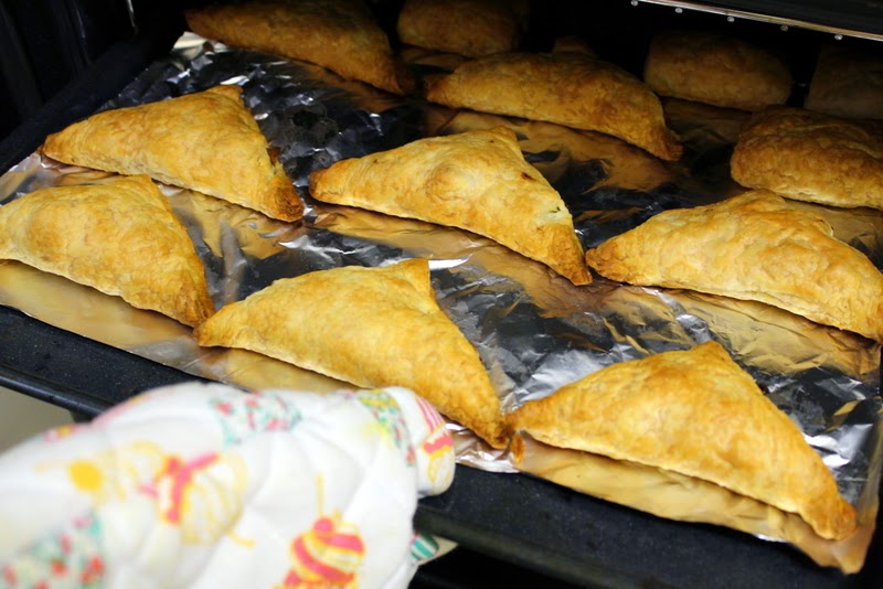 Recipe Of Vegetable Puff How To Make Veg Puff VegRecipeWorld