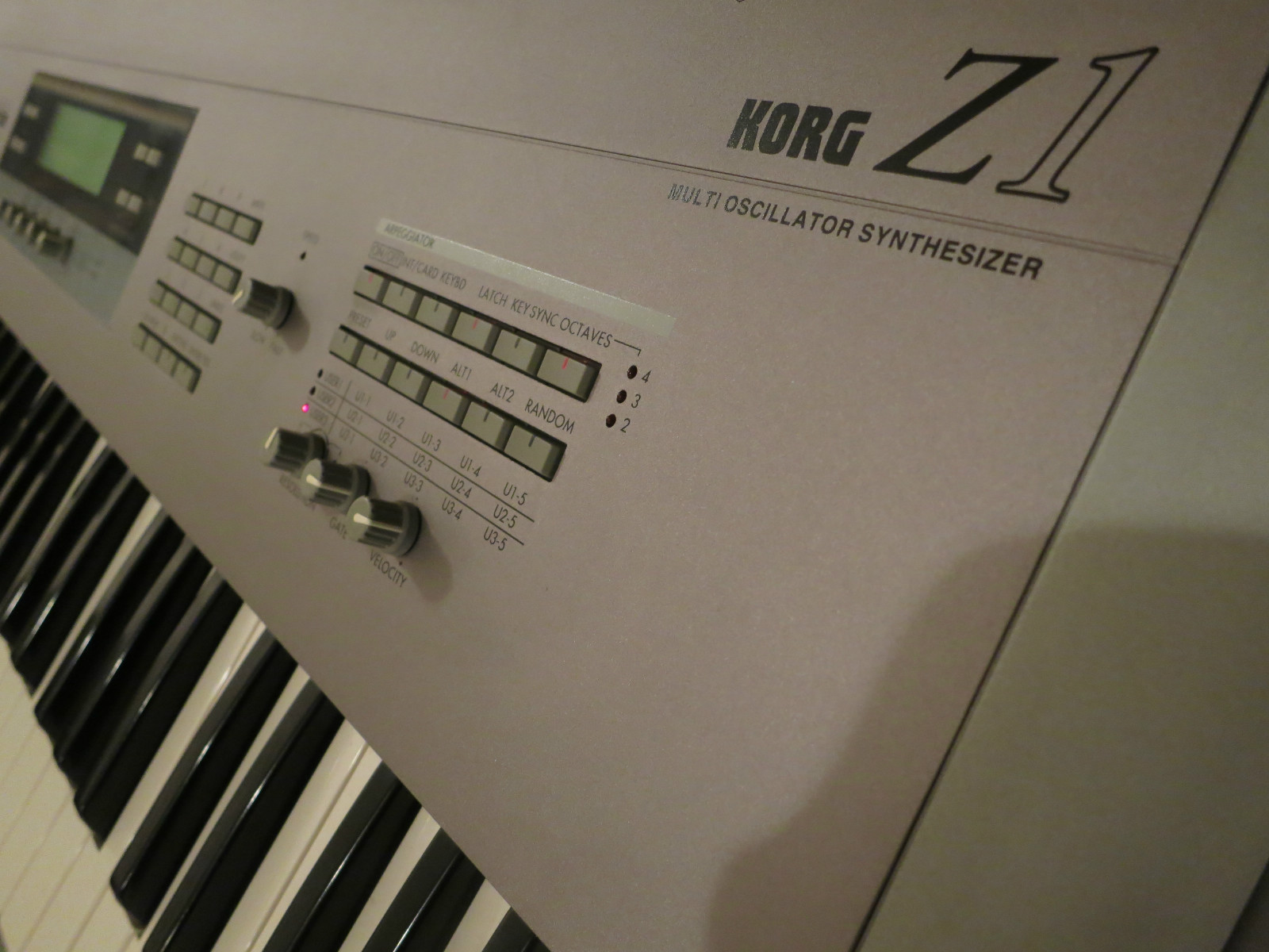 MATRIXSYNTHB Z1 Multi Oscillator Keyboard Synthesizer