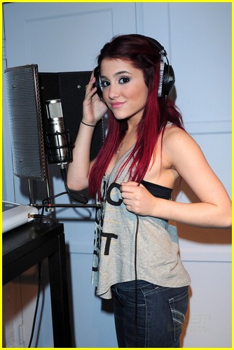 Sintonize Ariana Grande
