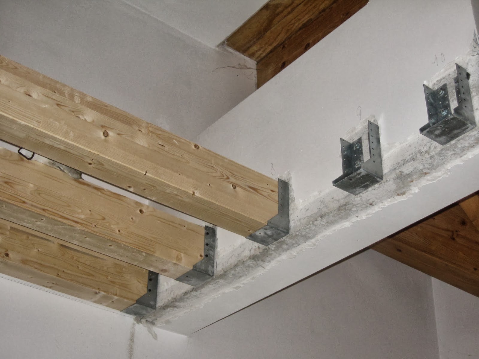 Armiento2 Fissaggio travi in legno a muro