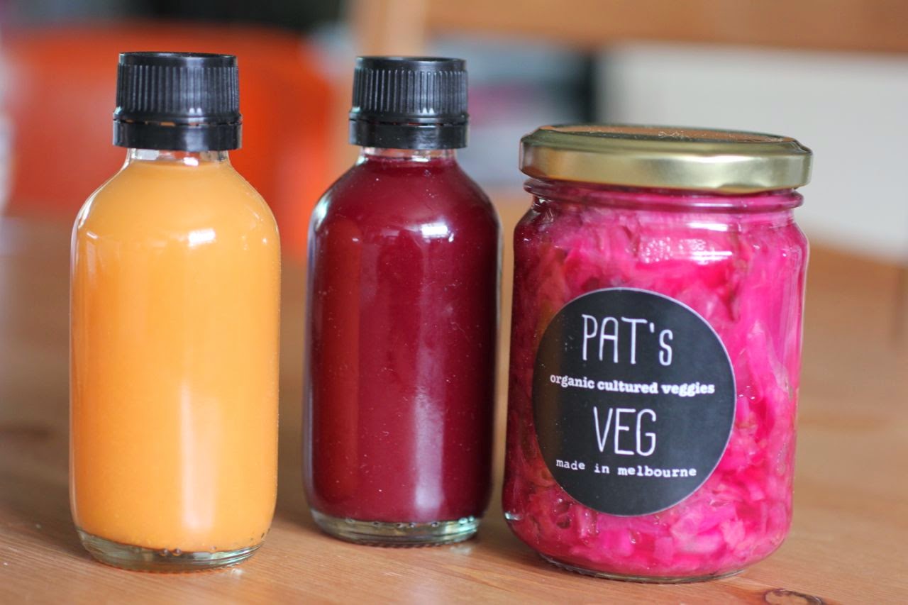 Green Gourmet Giraffe Sharp vegan cheddar cheese with sauerkraut brine