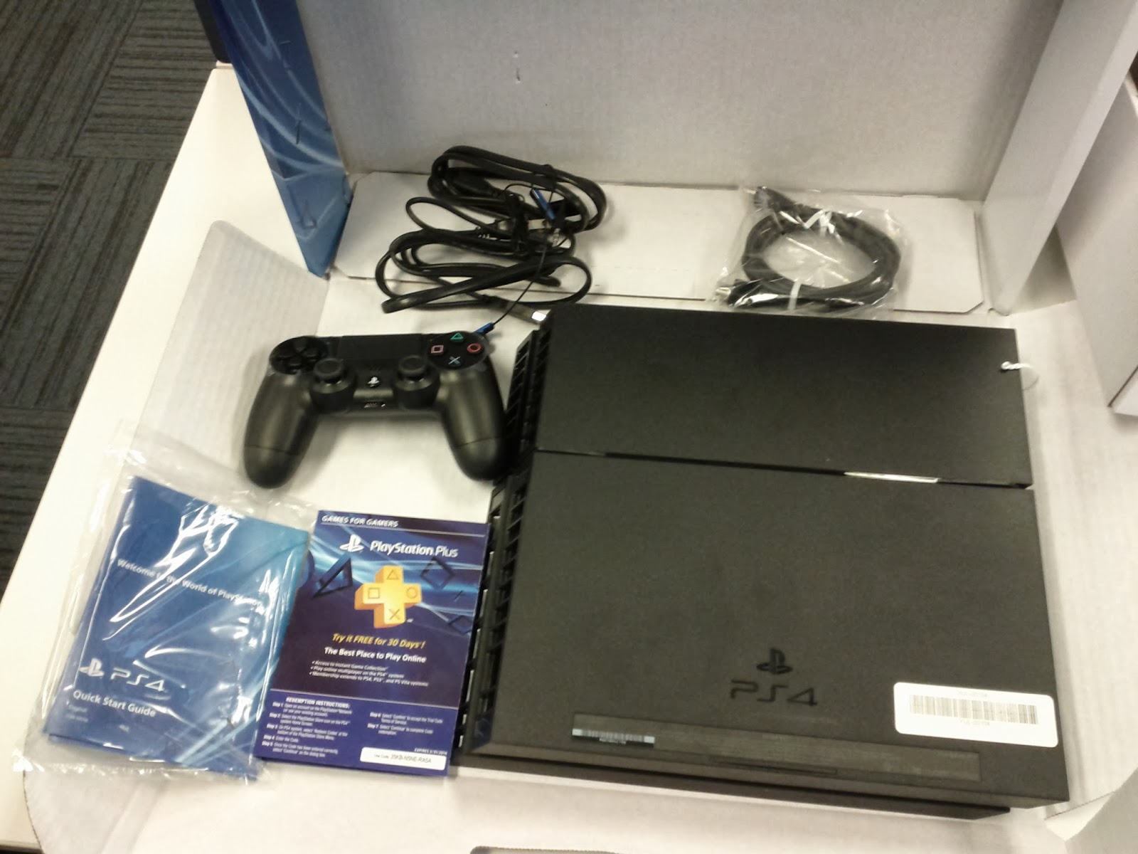 Playstation 4 (PS4) Unboxed with Photos