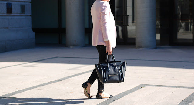 Pale pink Zara blazer, Old Navy Rockstar jeans, Topshop leather flats and a Celine Mini Luggage tote.