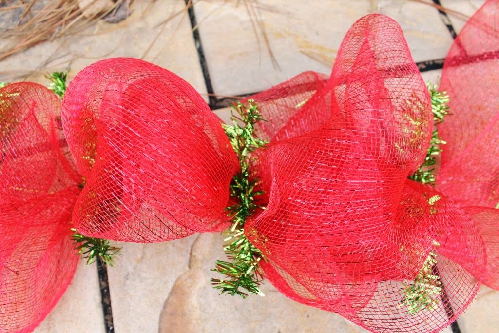 Make A Deco Mesh Garland Miss Kopy Kat