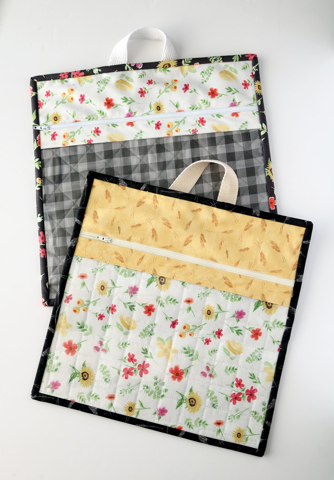 A Bright Corner Vinyl Project Bags + Homestead Life Fabrics