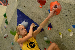 climbing2.JPG