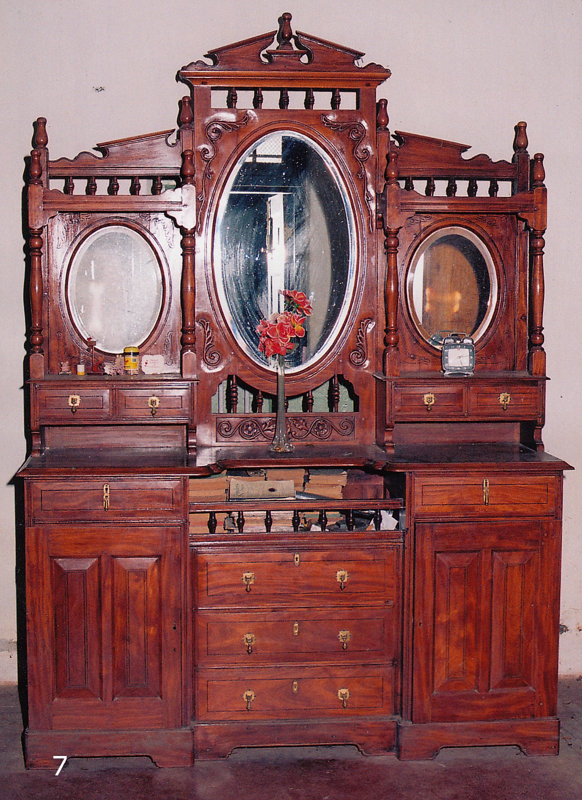 DiscoverSriLanka SRI LANKA ANTIQUES [ FURNITURE ]