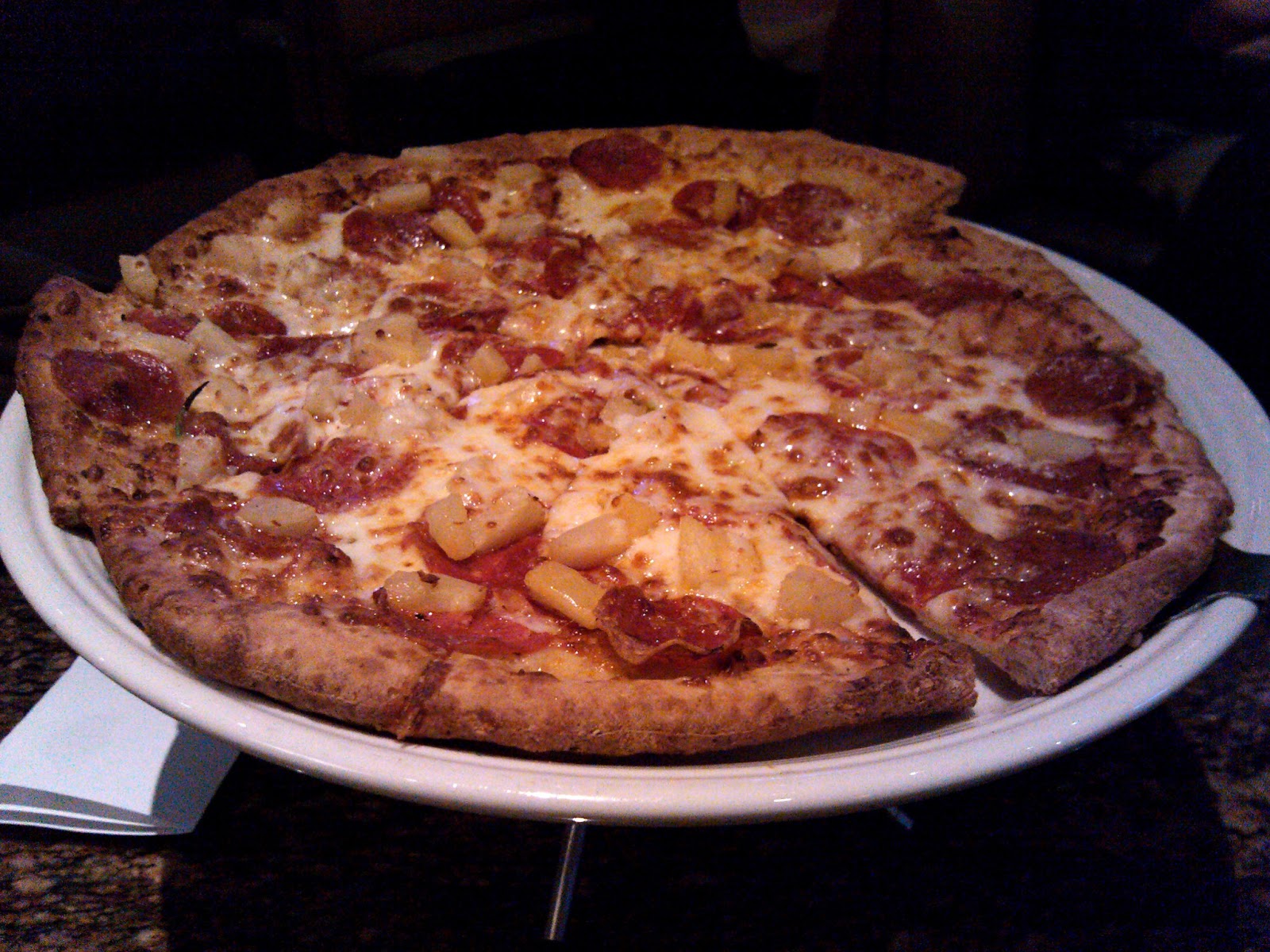 Albuquerque Pizza BJ's Restaurant and Brewhouse