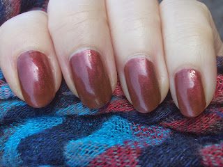 Nails Inspire Satin Kiss