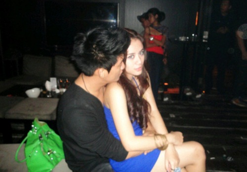 Foto perselingkuhan Hot Ivan Seventeen dengan Pacarnya Foto perselingkuhan Hot Ivan Seventeen dengan Pacarnya