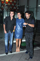 Karishma, Sonam, Karan & other celbs at Sanjay Kapoor's birthday bash night party