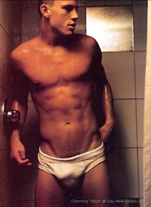 Twink Sucking Huge Cock In Locker Room Twink Sucking Huge Cock In Locker Room