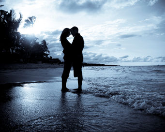12 TEMPAT PALING ROMANTIS DI INDONESIA