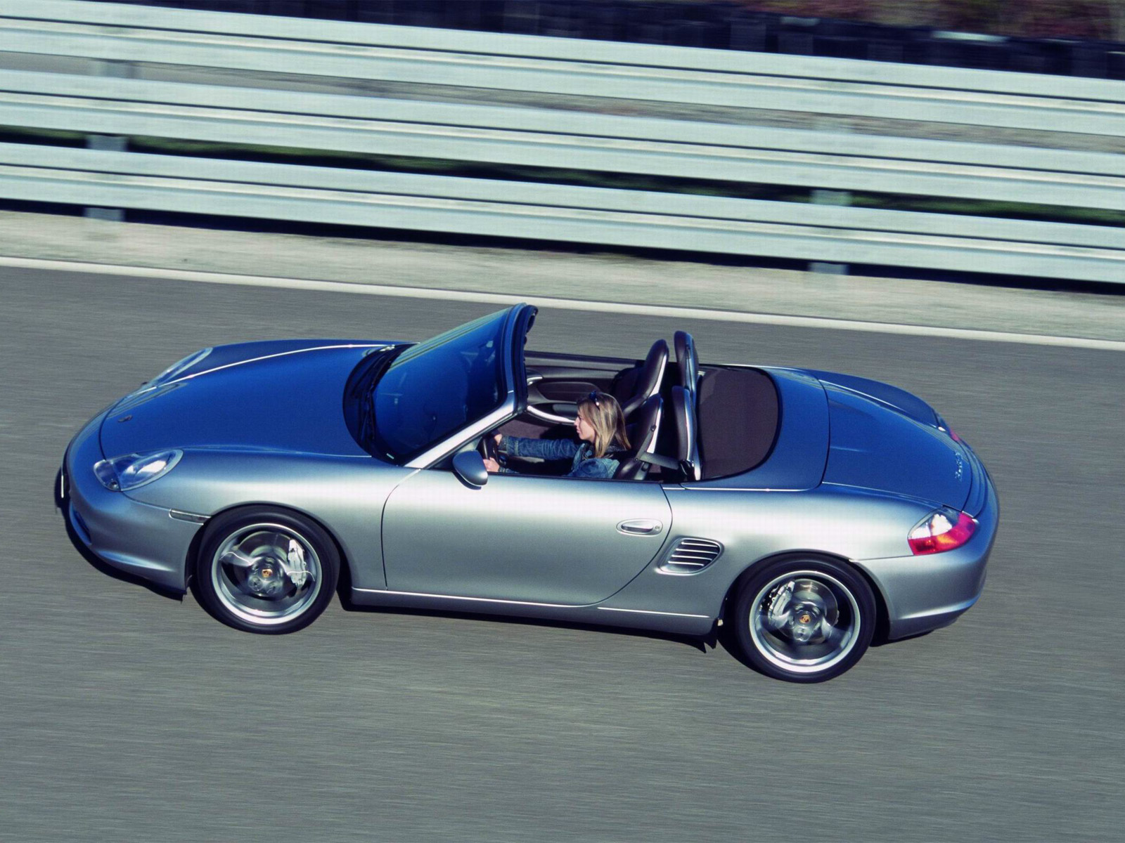 http://4.bp.blogspot.com/-OfIB-DJXvSw/T46hIclj-lI/AAAAAAAA2OQ/-uz6WGMsC4o/s1600/Porsche+Boxster+S+Special+Edition+Cars+Wallpapers+(1).jpg