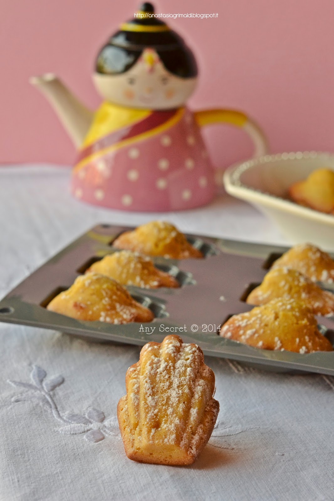 Madeleines al miele e fiori d'arancio