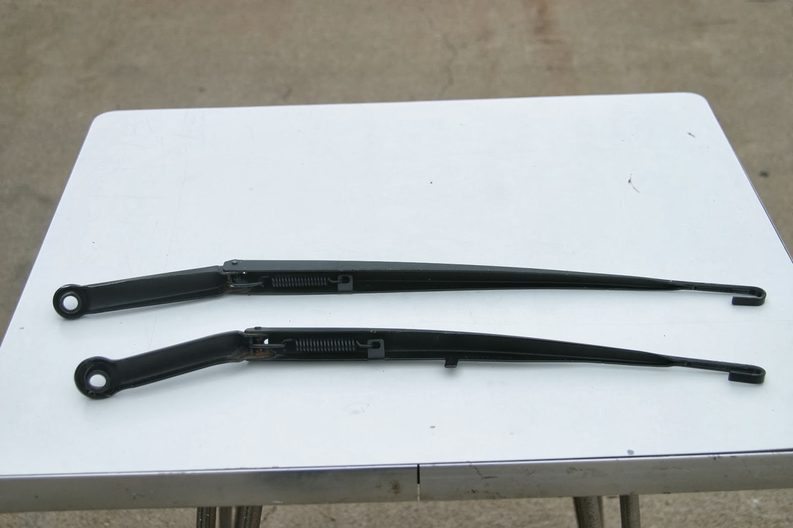 Buy E46 BMW 3 Series Windshield Wiper Arms in Sherrill, Iowa, US, for